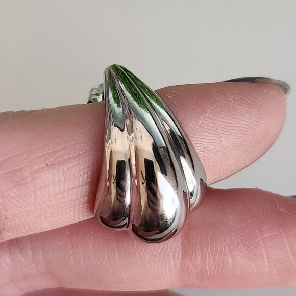 925 Sterling Silver Vintage Puffy Curved Earrings - Picture 4 of 5